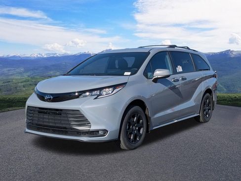 New 2026 Toyota Sienna XLE Woodland Edition image 1