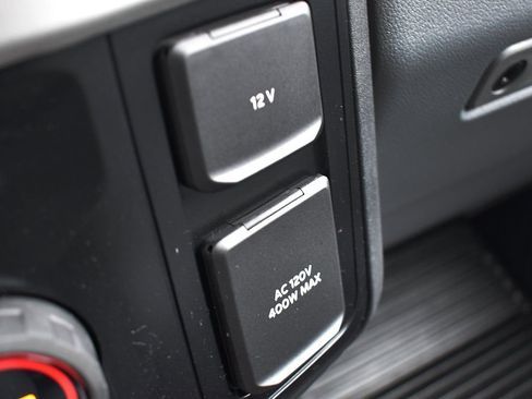 New 2026 Ford F250 XLT w/ FX4 Off-Road Package image 23