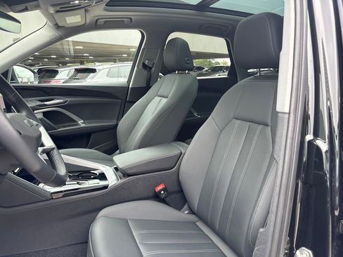 Used 2025 Audi Q5 Premium w/ Convenience Package AWD/4WD image 13
