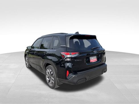 Used 2025 Subaru Forester Touring w/ Popular Package - Touring AWD/4WD image 6