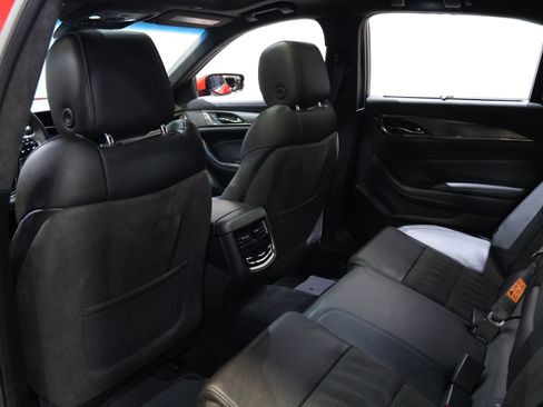 Used 2019 Cadillac CTS V w/ Carbon Fiber Package image 39