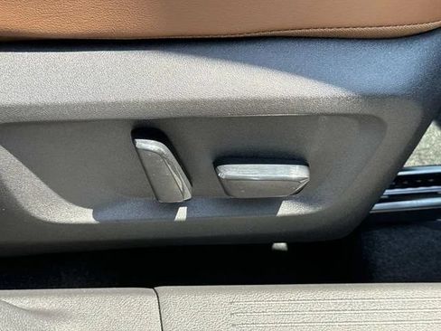 Used 2026 Nissan Rogue Platinum w/ Platinum Premium Package AWD/4WD image 30