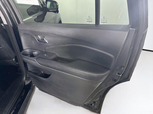 Used 2017 Honda Pilot EX-L image 31