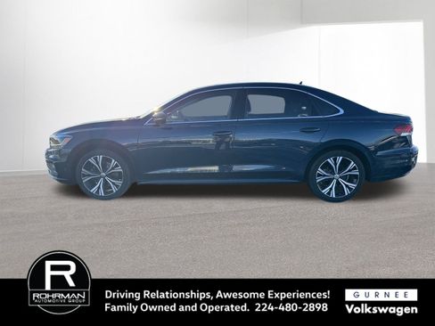 Used 2020 Volkswagen Passat 2.0T SEL image 5