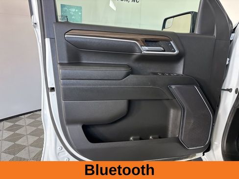 Used 2023 Chevrolet Silverado 1500 LT Trail Boss w/ Protection Package image 9