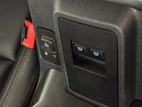 Used 2023 Ford Bronco Badlands w/ Sasquatch Package image 39