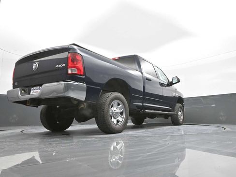 Used 2015 RAM 2500 Tradesman w/ Chrome Appearance Group image 32