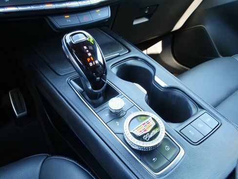 Certified 2023 Cadillac XT4 Sport image 22