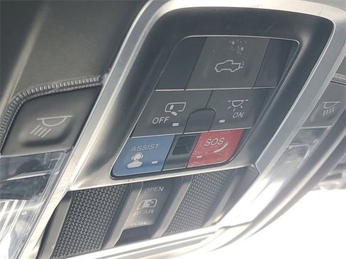 Used 2022 RAM 2500 Laramie image 32