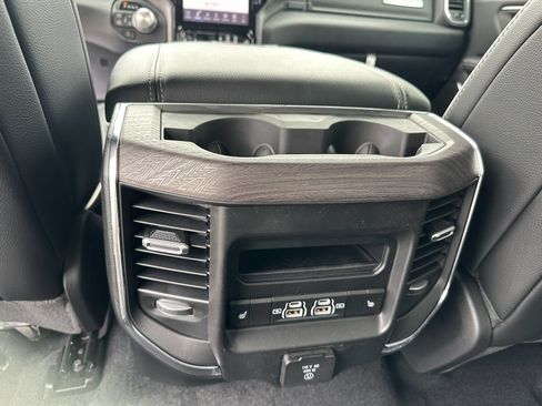 Used 2025 RAM 1500 Laramie w/ Sport Appearance Package AWD/4WD image 39