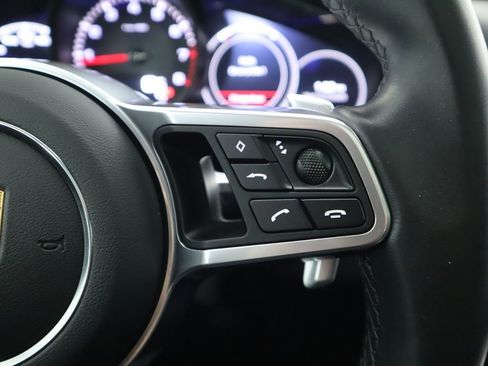Used 2021 Porsche Cayenne image 12
