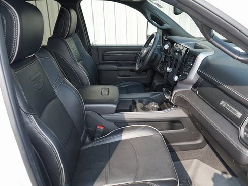 Used 2024 RAM 2500 Rebel w/ Towing Technology Group image 31