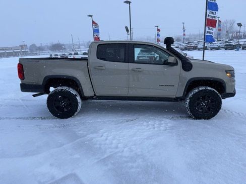 Used 2021 Chevrolet Colorado ZR2 w/ ZR2 Dusk Special Edition image 6