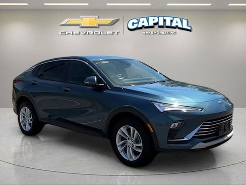 Used 2024 Buick Envista Preferred w/ Convenience I Package image 8