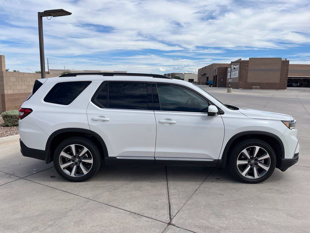 Used 2024 Honda Pilot Elite image 5