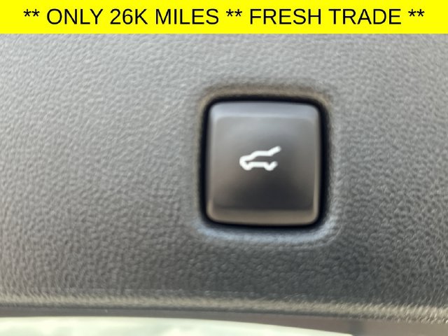 Used 2022 Ford Escape Titanium w/ Class II Trailer Tow Package AWD/4WD image 10