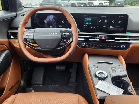 New 2026 Kia Sportage X-Line w/ X-Line Premium Package AWD/4WD image 10