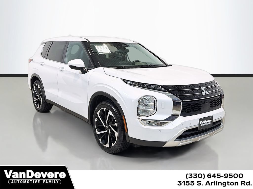 Used 2024 Mitsubishi Outlander SE AWD/4WD image 1