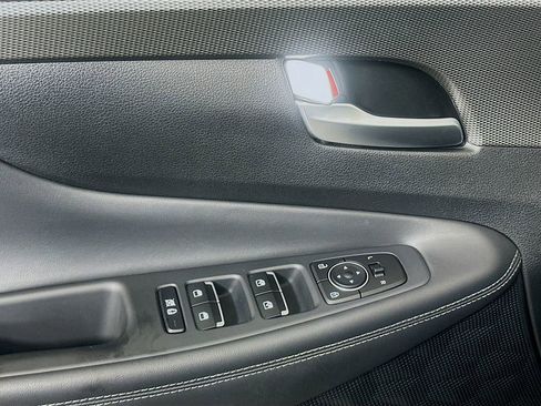 Used 2020 Hyundai Santa Fe SEL w/ Convenience + Premium Package FWD image 17