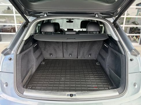 Used 2018 Audi Q5 Prestige w/ Prestige Package AWD/4WD image 15