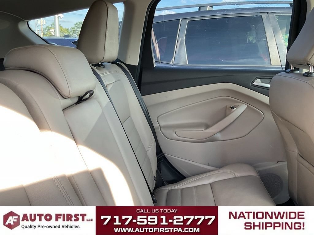 Used 2019 Ford Escape Titanium AWD/4WD image 14