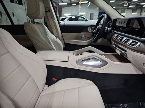 New 2026 Mercedes-Benz GLE 450 4MATIC image 10