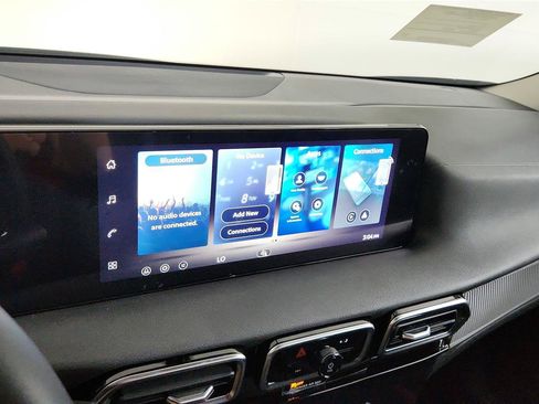 Used 2026 Nissan Sentra SV w/ Floor Mat Package FWD image 30