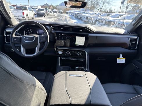 New 2026 GMC Sierra 2500 Denali w/ Denali Reserve Package image 17