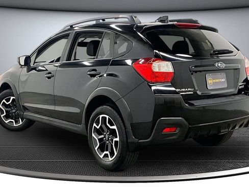Used 2016 Subaru Crosstrek 2.0i Limited w/ Popular Package #2 AWD/4WD image 4