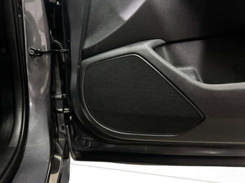 Used 2018 Honda Accord Touring image 41