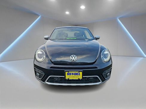 Used 2017 Volkswagen Beetle 1.8T Dune FWD image 2