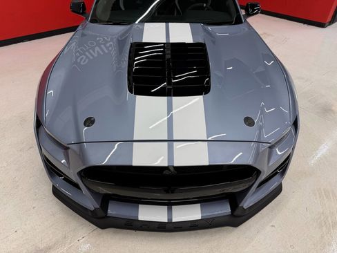 Used 2022 Ford Mustang Shelby GT500 w/ Technology Package RWD image 6