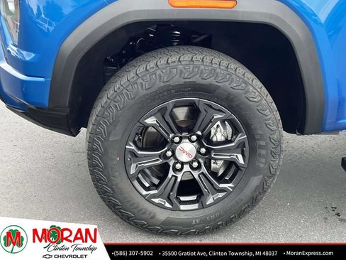 Certified 2023 GMC Canyon Elevation w/ Elevation Premium Package AWD/4WD image 11
