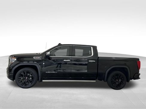 Used 2022 GMC Sierra 1500 Denali AWD/4WD image 2