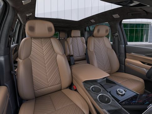 New 2026 Cadillac Escalade IQ Sport 2 w/ LPO, ONYX Package AWD/4WD image 23