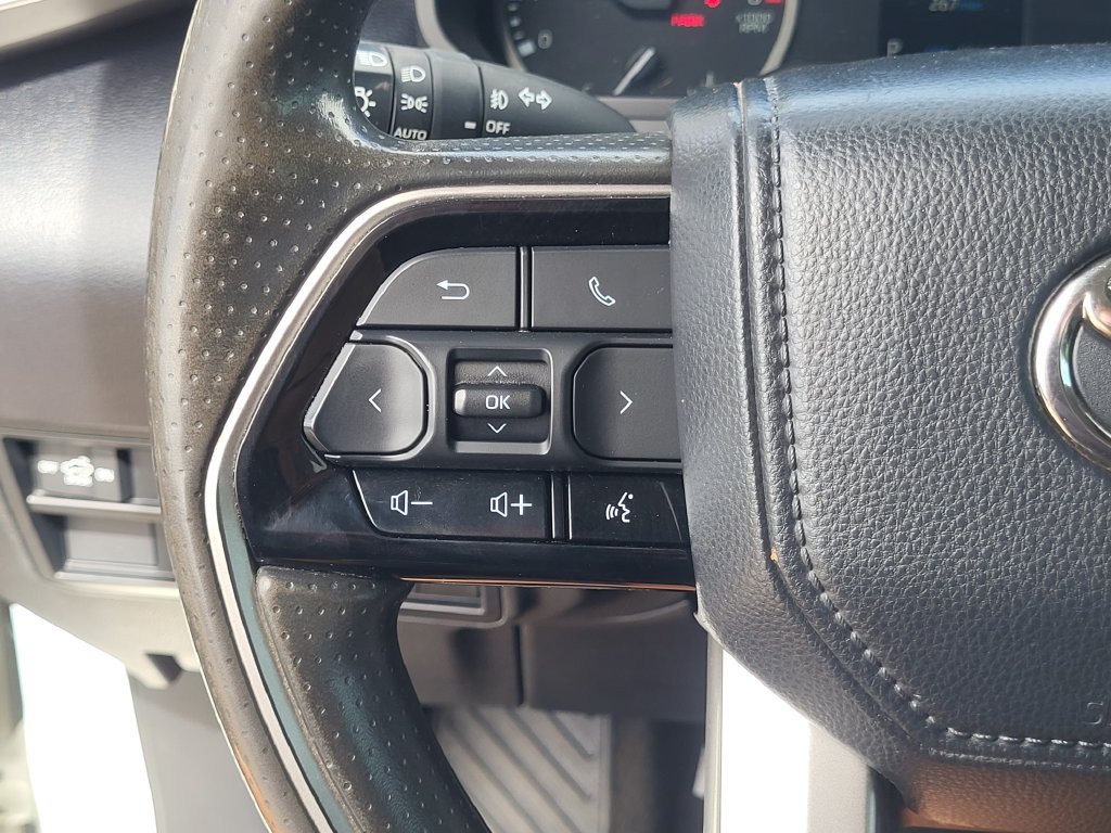 Used 2023 Toyota Tundra SR5 w/ SR5 Convenience Package AWD/4WD image 13