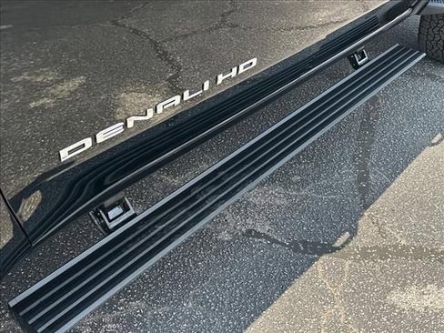 New 2026 GMC Sierra 2500 Denali Ultimate AWD/4WD image 19