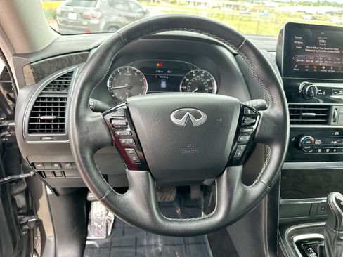 Used 2024 INFINITI QX80 Luxe RWD image 14