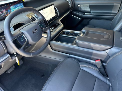 New 2026 Ford Expedition Tremor AWD/4WD image 9