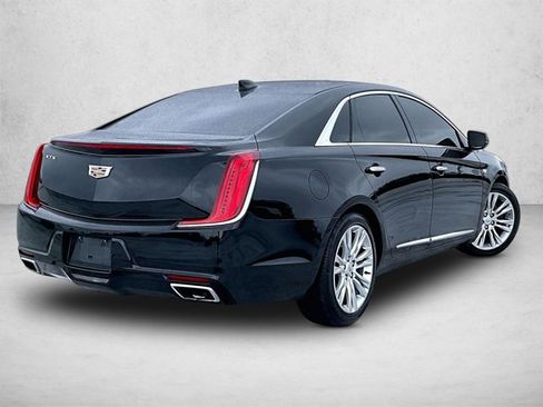 Used 2019 Cadillac XTS Luxury image 2