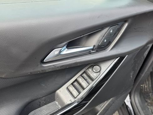 New 2026 Chevrolet Equinox LT w/ Convenience Package II image 11