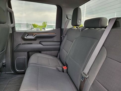 Certified 2023 Chevrolet Silverado 1500 LT w/ Z71 Off-Road Package AWD/4WD image 15
