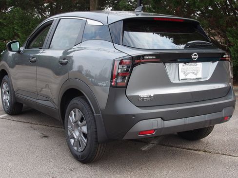 New 2026 Nissan Kicks S image 5