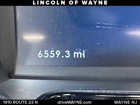 Certified 2024 Lincoln Corsair AWD image 17