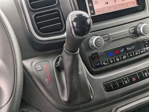 Used 2024 RAM ProMaster 2500 image 26