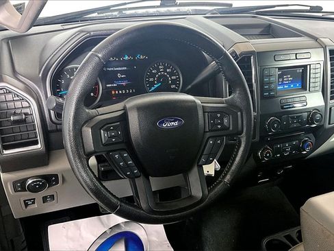 Used 2016 Ford F150 XLT w/ Equipment Group 301A Mid image 5