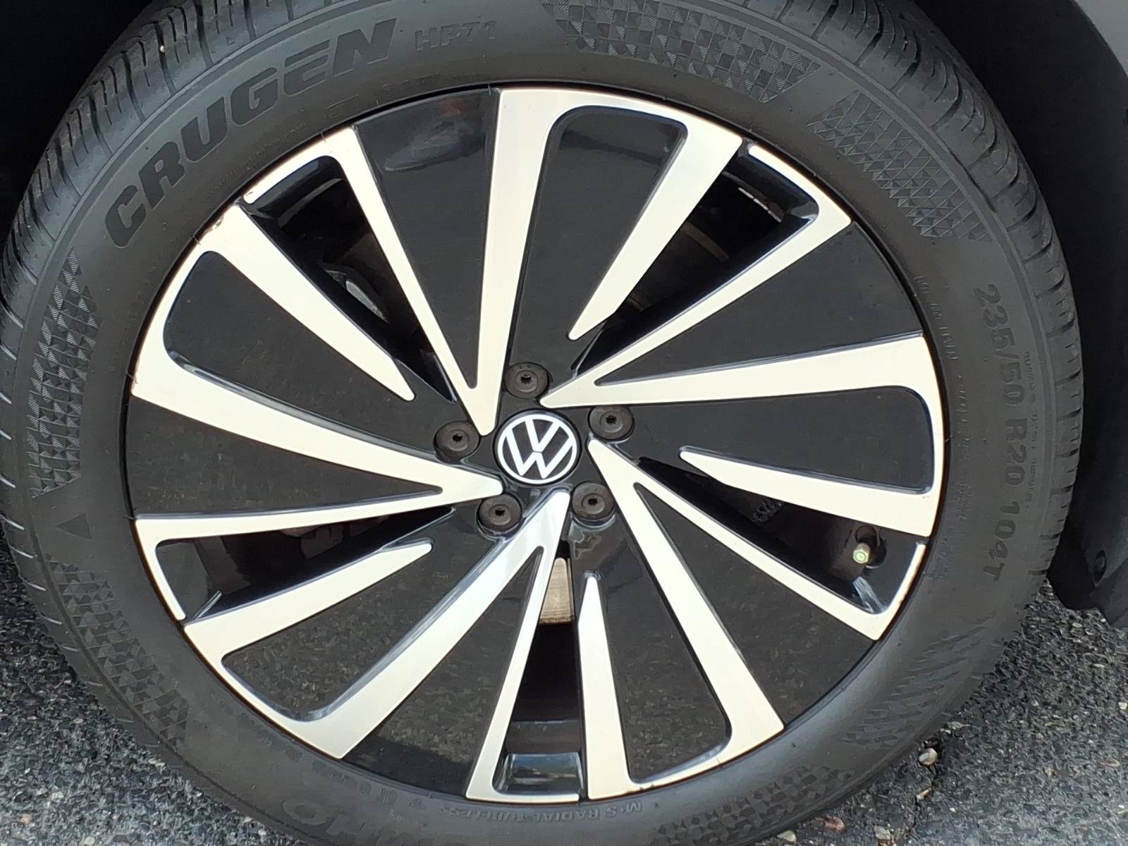 Certified 2023 Volkswagen ID.4 Pro S Plus AWD/4WD image 9