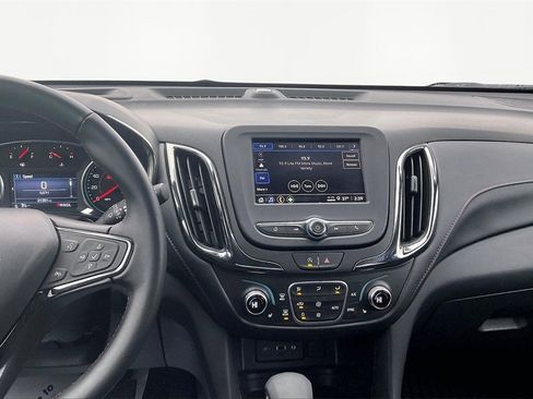 Used 2024 Chevrolet Equinox RS image 11