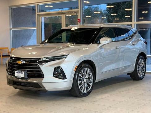 Used 2020 Chevrolet Blazer Premier w/ Driver Confidence II Package AWD/4WD image 4