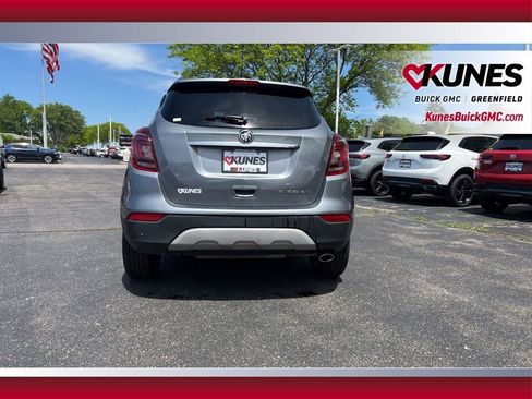 Used 2020 Buick Encore Preferred FWD image 7
